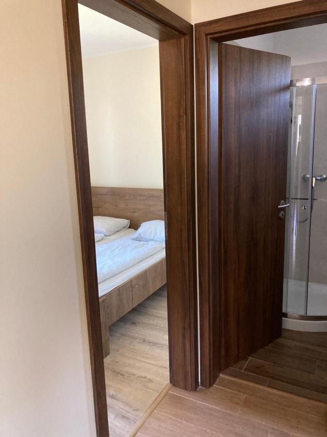 Konrad Apartman Villa Balatonmáriafürdő Esterno foto